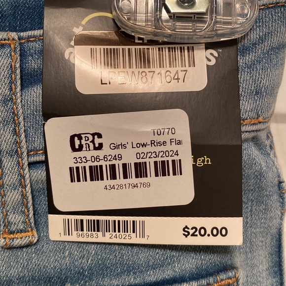 Brand New Art Class Light Wash Low-Rise Flare Leg Jeans…size 10 - Picture 5 of 5